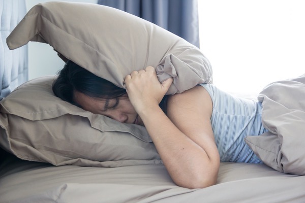 眠れない女性
